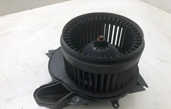 Chrysler 300 - 300C Heater fan/blower 9405315 K9825