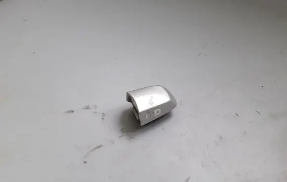 Suzuki SX4 Front door handle cover NOCODE