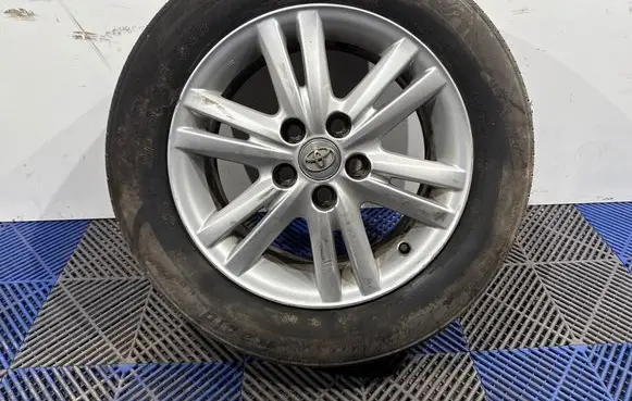 Toyota Auris E180 R16 alloy rim 