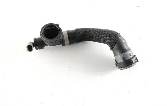 Mercedes-Benz CLA C118 X118 Engine coolant pipe/hose A2475010164