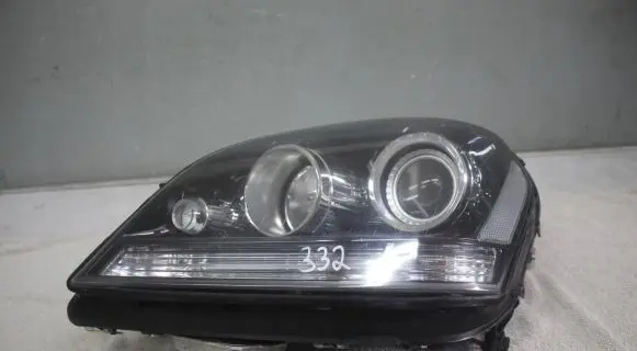 Mercedes-Benz ML W164 Headlight/headlamp