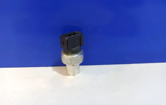 Air conditioning (A/C) pressure sensor