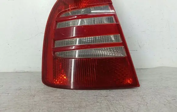 Skoda Superb B5 (3U) Rear/tail lights ZSB3U5945095