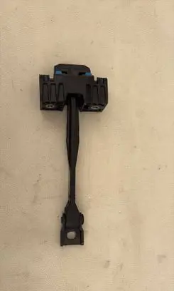 Audi Q3 8U Rear door check strap stopper 8U0839249C