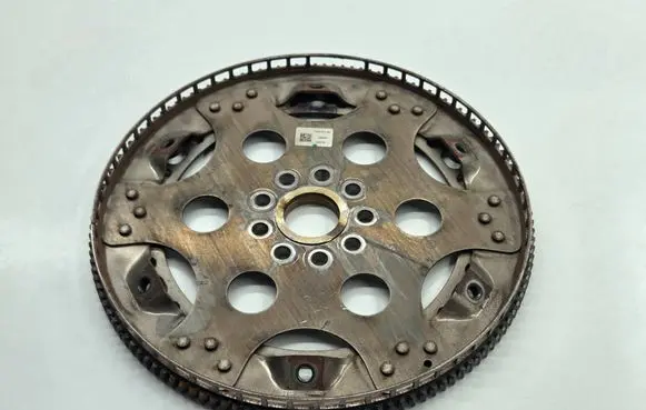 BMW M5 F90 Flywheel 7567151 11227567151
