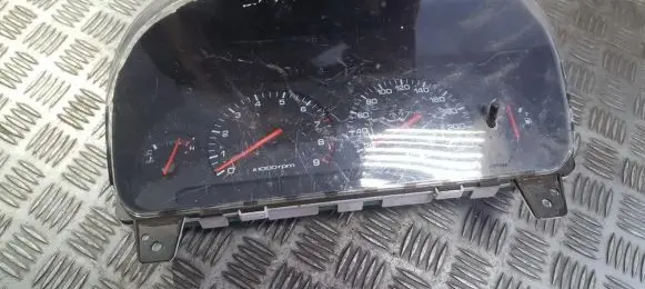 Hyundai Lantra II Speedometer (instrument cluster) 71110551 7111-0551