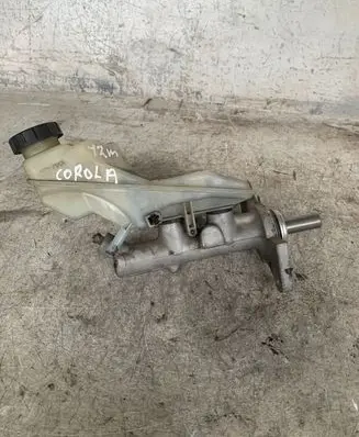 Toyota Corolla E120 E130 Master brake cylinder