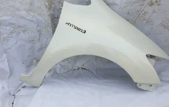 Toyota Auris E180 Fender 120A