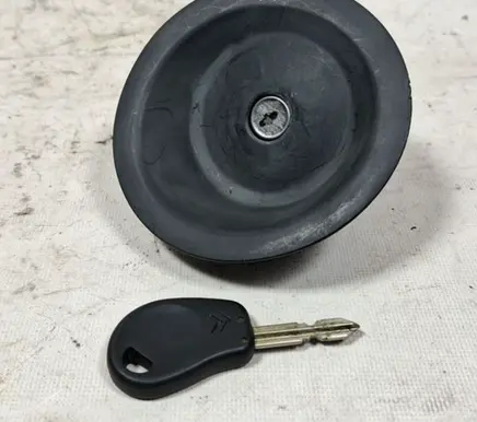 Citroen Berlingo Fuel tank cap 024831