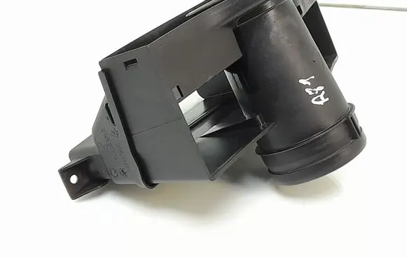 Audi A3 S3 A3 Sportback 8P Air intake duct part 1K0805962 1K0805971C