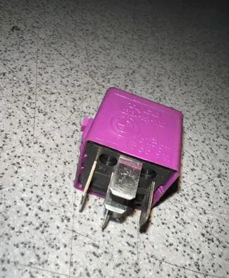 BMW X5 E53 Other relay 1388911