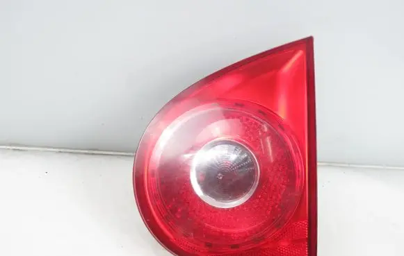 Volkswagen Golf V Rear/tail lights 1K6945094F