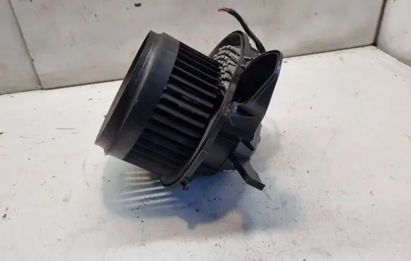 Volvo V70 Heater fan/blower 28417