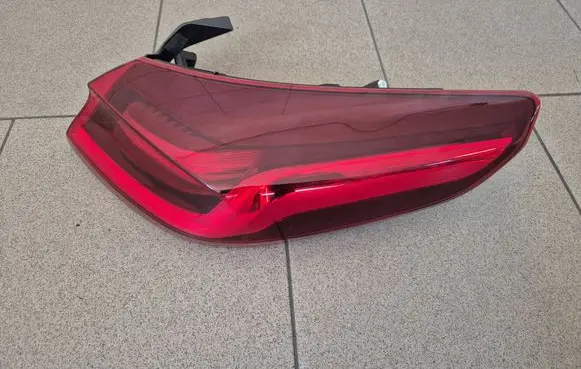 KIA Xceed Rear/tail lights 92402J7300 92402J73
