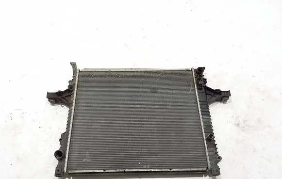 Volvo XC90 Coolant radiator 30681823