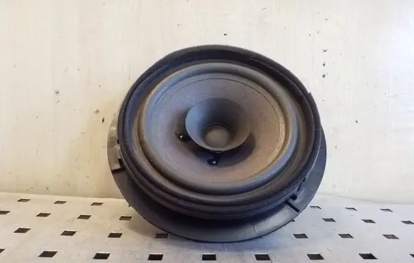 Suzuki Grand Vitara II Rear door speaker 3910265J30