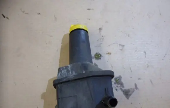 Ford Galaxy Power steering fluid tank/reservoir