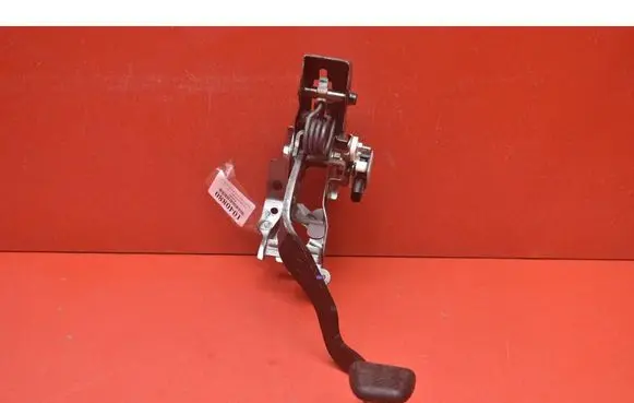 Toyota Corolla E10 Accelerator throttle pedal 89280-10010