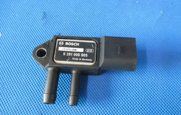 Audi A4 S4 B8 8K Exhaust gas pressure sensor 0281006005 170707T1208E