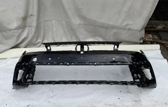 Volkswagen Polo VI Front bumper