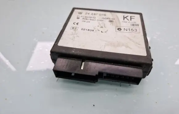 Opel Zafira A Comfort/convenience module 24437076 F005V00155 021838