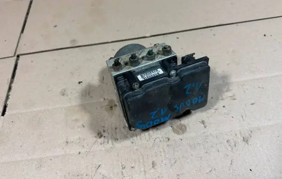 Renault Modus ABS Pump 0265800329 5832800118