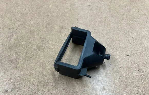 BMW 3 E46 Hazard Warning Triangle Mounting Bracket 51478265682 8265682