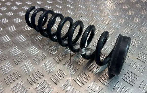 BMW 3 F30 F35 F31 Rear coil spring 6764419
