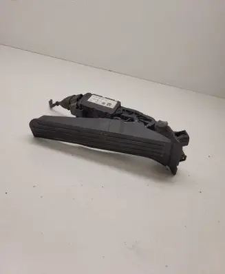 Volkswagen PASSAT B6 Accelerator throttle pedal 1K1721503L 6PV00860000