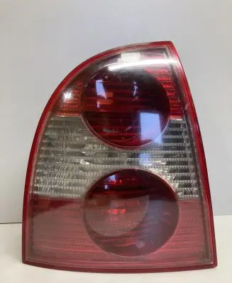 Volkswagen PASSAT B5.5 Rear/tail lights