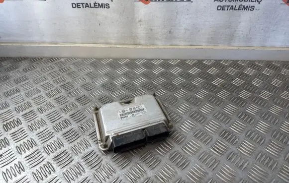 Nissan Primera Engine control unit/module 038906019CJ 0281010302