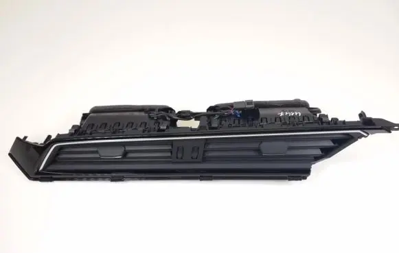 Audi e-tron Dash center air vent grill 4KR820951