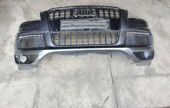 Audi Q7 4L Front bumper LZ7S