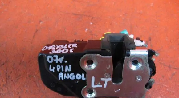 Chrysler 300 - 300C Rear door lock
