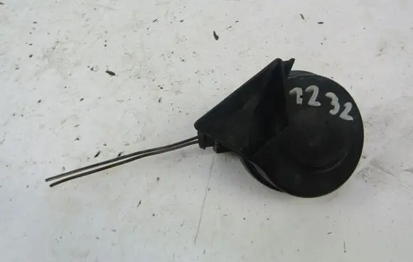 Audi A4 S4 B7 8E 8H Horn signal 