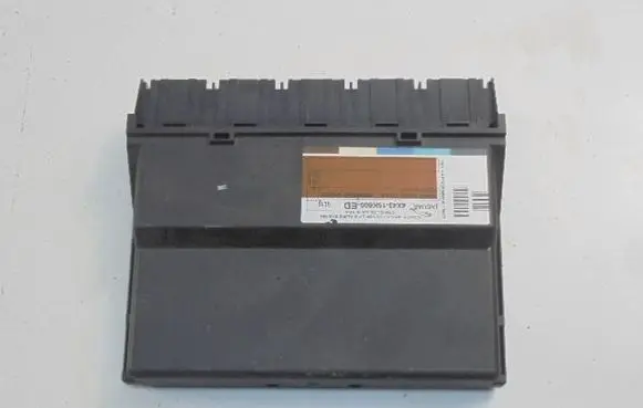 Jaguar X-Type Central body control module 4X4315K600ED
