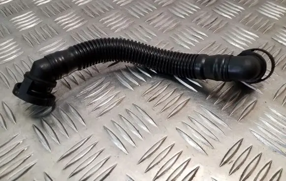 Skoda Yeti (5L) Breather hose/pipe 03L103493G