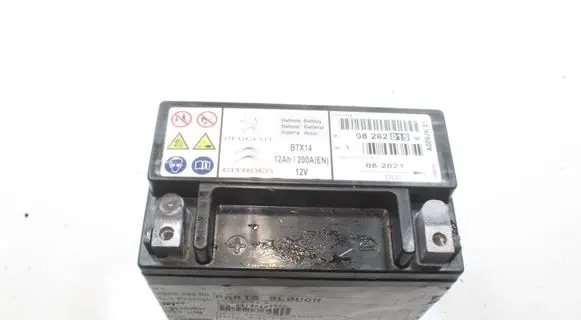 Peugeot 508 II Car battery 9828201580