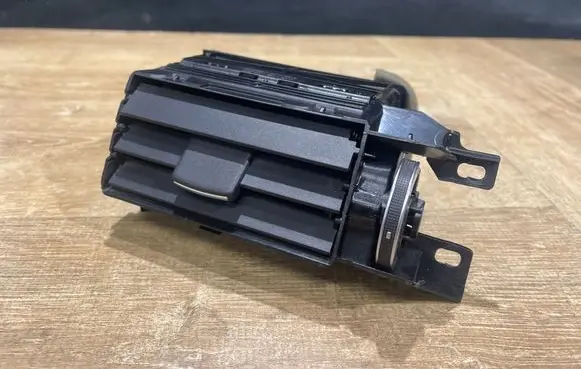 Land Rover Range Rover Sport L494 Dash center air vent grill CK5201820A DK6201820A