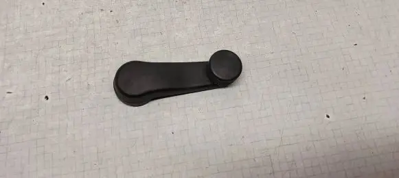 Volkswagen Golf III Rear door window winding handle 1H0837581C