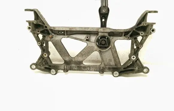 Volkswagen PASSAT B8 Front subframe 3Q0199369E