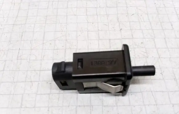 BMW 5 E39 Sensor 1388277