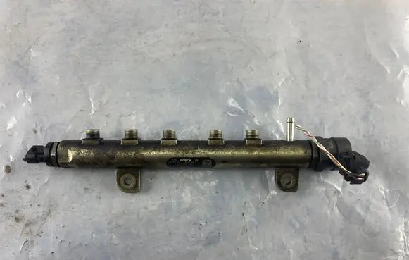 Opel Astra H Fuel main line pipe 0445214056 55200266
