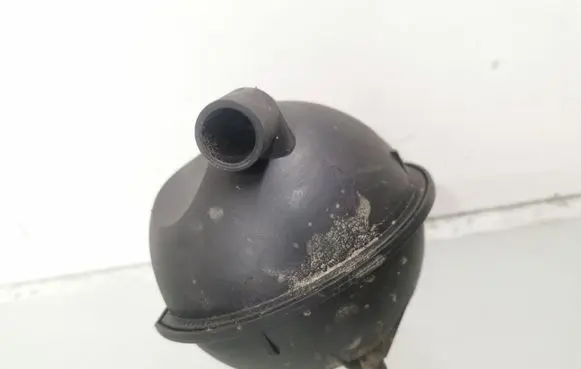 Skoda Octavia Mk2 (1Z) Vacuum air tank 7M0129808