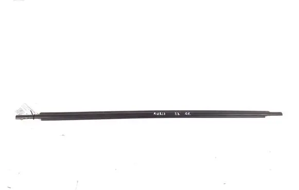 Toyota Auris 150 Front door glass trim molding 75710-02130