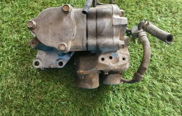 Mitsubishi Carisma Fuel injection high pressure pump MD351017 E3T01671