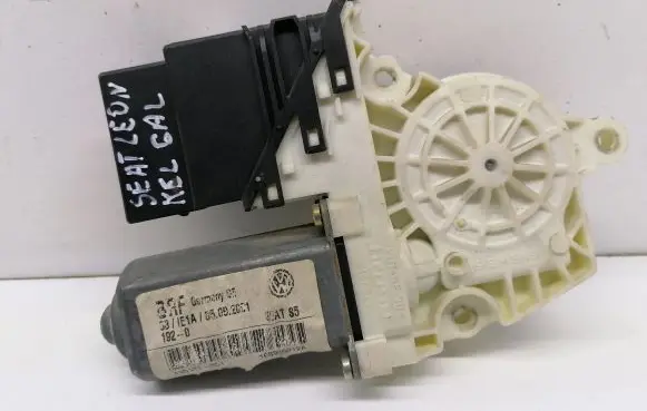 Seat Leon (1M) Rear door window regulator motor 1C0959812A