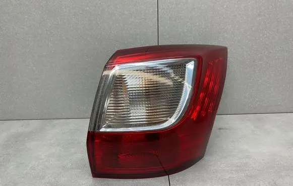 Rear/tail lights