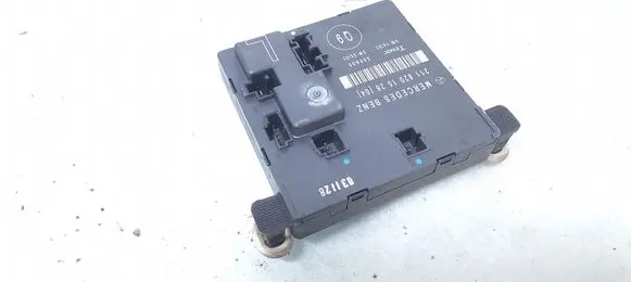 Mercedes-Benz E W211 Door control unit/module 2118201526