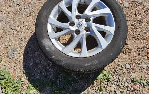 Toyota Auris E180 R16 alloy rim